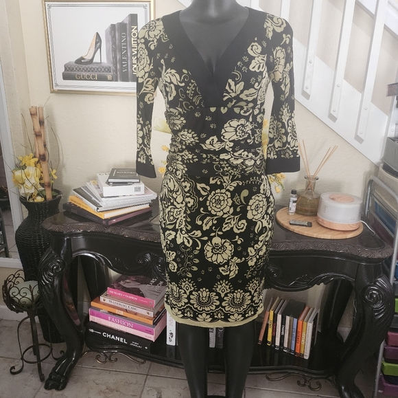 Kay Unger Dresses & Skirts - Kay Unger dress size 6